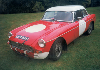 Lot 72 - 1964 MG B Roadster