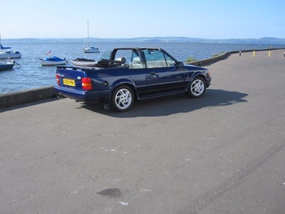 Lot 321 - 1990 Ford Escort XR3i SE500 Cabriolet
