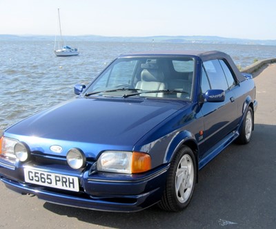 Lot 321 - 1990 Ford Escort XR3i SE500 Cabriolet