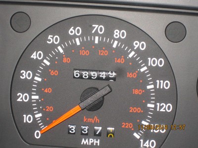 Lot 321 - 1990 Ford Escort XR3i SE500 Cabriolet