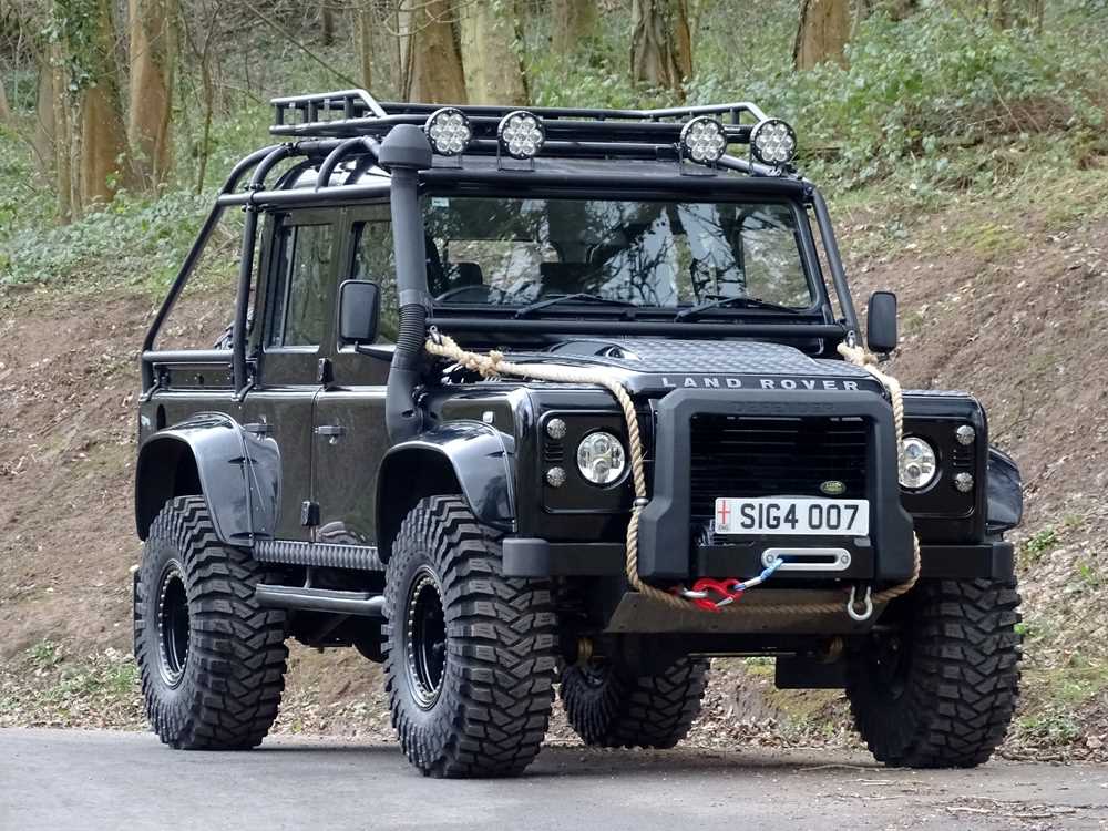 Lot 322 - 2007 Land Rover Defender 110 2.4 TDCi XS Double Cab Pickup