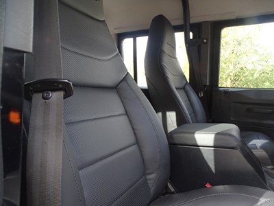 Lot 322 - 2007 Land Rover Defender 110 2.4 TDCi XS Double Cab Pickup
