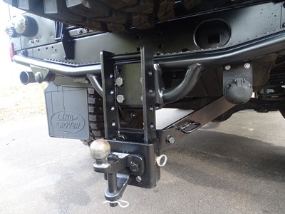 Lot 322 - 2007 Land Rover Defender 110 2.4 TDCi XS Double Cab Pickup