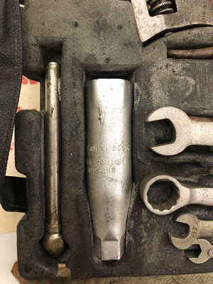 Lot 115 - Rolls-Royce Silver Cloud III / Bentley S3 Tool Tray