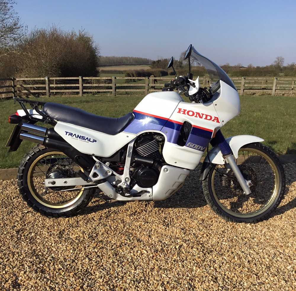Lot 206 - 1988 Honda XL600V Transalp