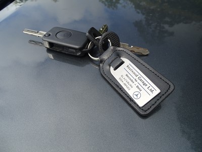 Lot 362 - 1991 Mercedes-Benz SL 500