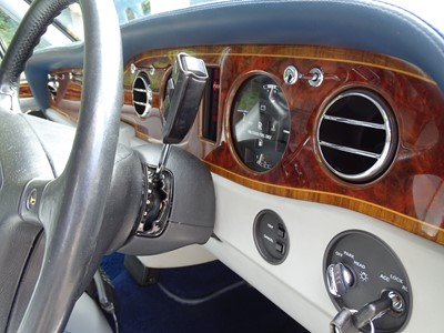 Lot 360 - 1994 Rolls-Royce Silver Spirit III