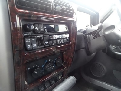 Lot 348 - 2000 Jeep Cherokee 4.0 Classic