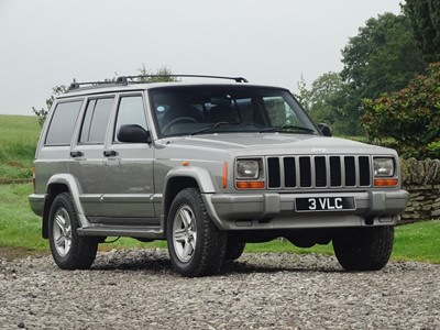 Lot 348 - 2000 Jeep Cherokee 4.0 Classic