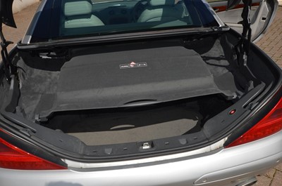 Lot 364 - 2002 Mercedes-Benz SL 500