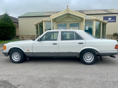 Lot 371 - 1984 Mercedes-Benz 280 SE