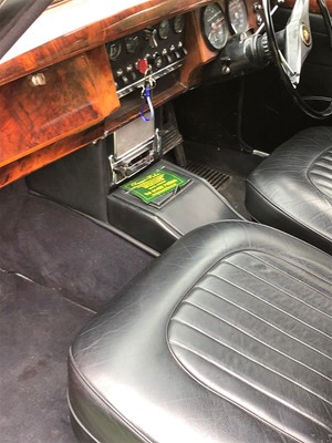 Lot 372 - 1968 Jaguar 340