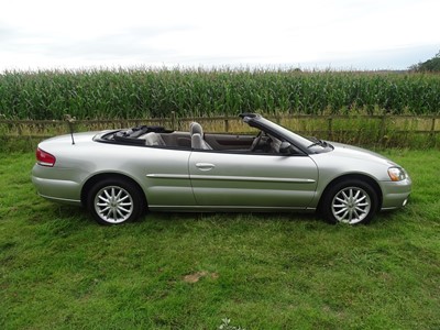 Lot 320 - 2002 Chrysler Sebring 2.7 LXi Convertible