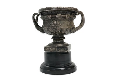 Lot 110 - Warwick Vase Accessory Mascot