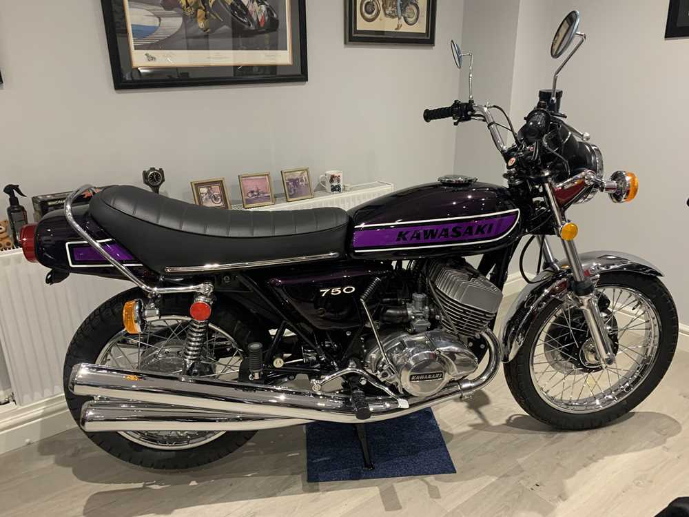 Lot 210 - 1975 Kawasaki H2C 750