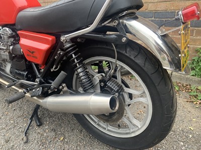 Lot 212 - Moto Guzzi Le Mans Mk2