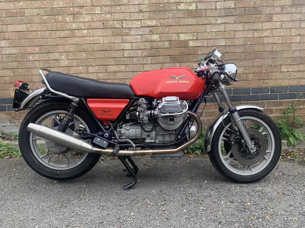 Lot 212 - Moto Guzzi Le Mans Mk2