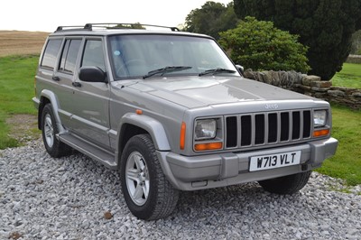 Lot 330 - 2000 Jeep Cherokee 4.0 Classic