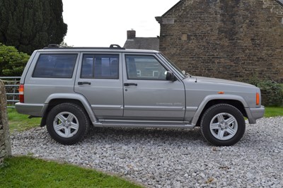 Lot 330 - 2000 Jeep Cherokee 4.0 Classic