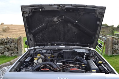 Lot 330 - 2000 Jeep Cherokee 4.0 Classic