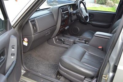 Lot 330 - 2000 Jeep Cherokee 4.0 Classic