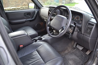 Lot 330 - 2000 Jeep Cherokee 4.0 Classic