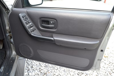 Lot 330 - 2000 Jeep Cherokee 4.0 Classic