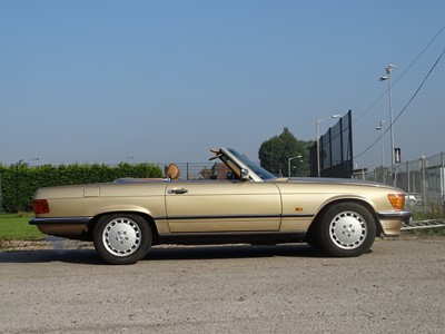 Lot 35 - 1987 Mercedes-Benz 300 SL
