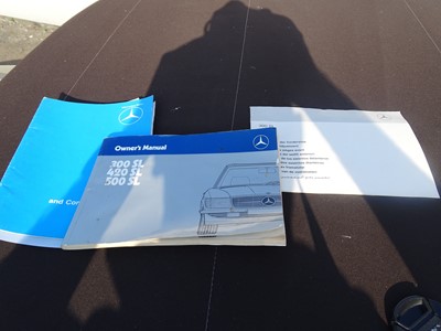 Lot 35 - 1987 Mercedes-Benz 300 SL