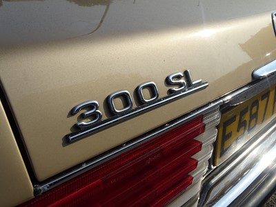 Lot 35 - 1987 Mercedes-Benz 300 SL