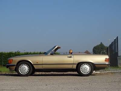 Lot 35 - 1987 Mercedes-Benz 300 SL