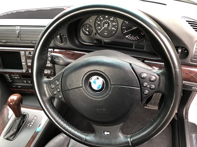 Lot 375 - 2001 BMW 740i