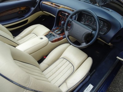 Lot 12 - 1998 Aston Martin DB7 Volante