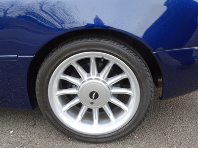 Lot 12 - 1998 Aston Martin DB7 Volante