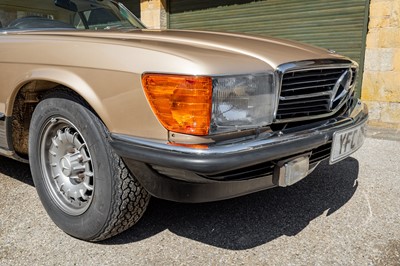 Lot 14 - 1981 Mercedes-Benz 500 SL
