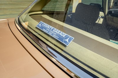 Lot 14 - 1981 Mercedes-Benz 500 SL