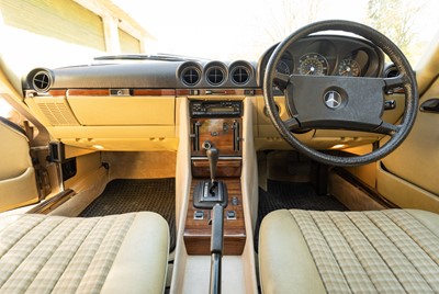 Lot 14 - 1981 Mercedes-Benz 500 SL