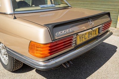 Lot 14 - 1981 Mercedes-Benz 500 SL