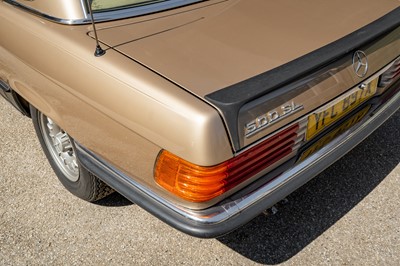 Lot 14 - 1981 Mercedes-Benz 500 SL
