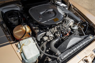 Lot 14 - 1981 Mercedes-Benz 500 SL
