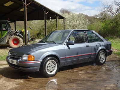 Lot 321 - c.1990 Ford Escort XR3i