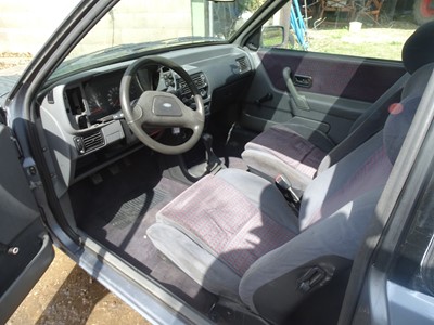 Lot 321 - c.1990 Ford Escort XR3i