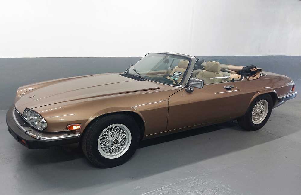 Lot 47 - 1988 Jaguar XJ-S Convertible