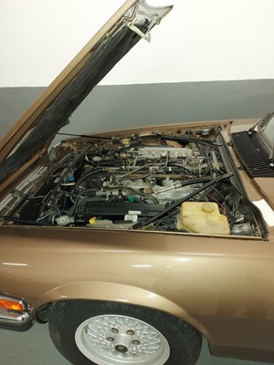 Lot 47 - 1988 Jaguar XJ-S Convertible