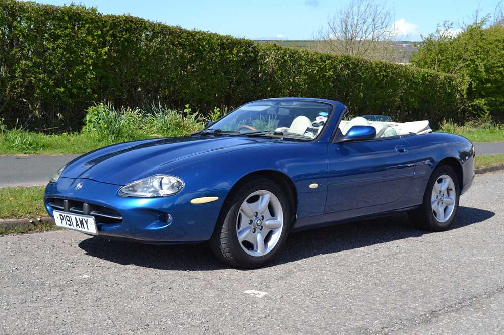 Lot 329 - 1996 Jaguar XK8 Convertible