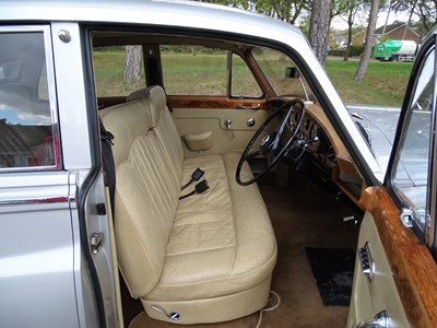 Lot 38 - 1960 Rolls-Royce Silver Cloud II