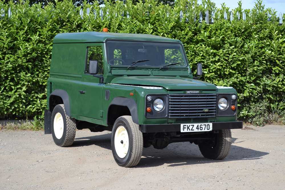 Lot 98 - 2001 Land Rover Defender 90 TD5