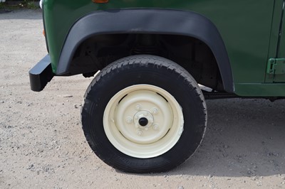 Lot 98 - 2001 Land Rover Defender 90 TD5