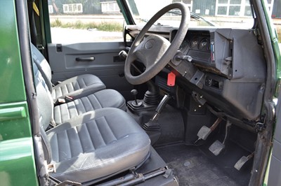 Lot 98 - 2001 Land Rover Defender 90 TD5
