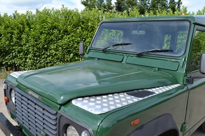 Lot 98 - 2001 Land Rover Defender 90 TD5